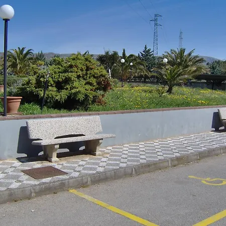 Hotel D'addetta 3*